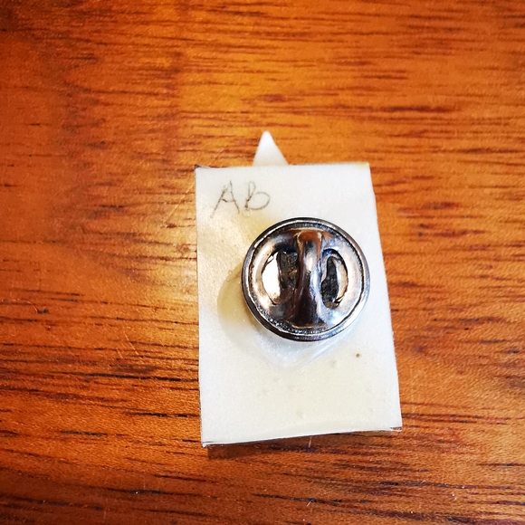 Vintage Artisan Made Glass Metal and Acrylic House Brooch Pin - Picture 4 of 10